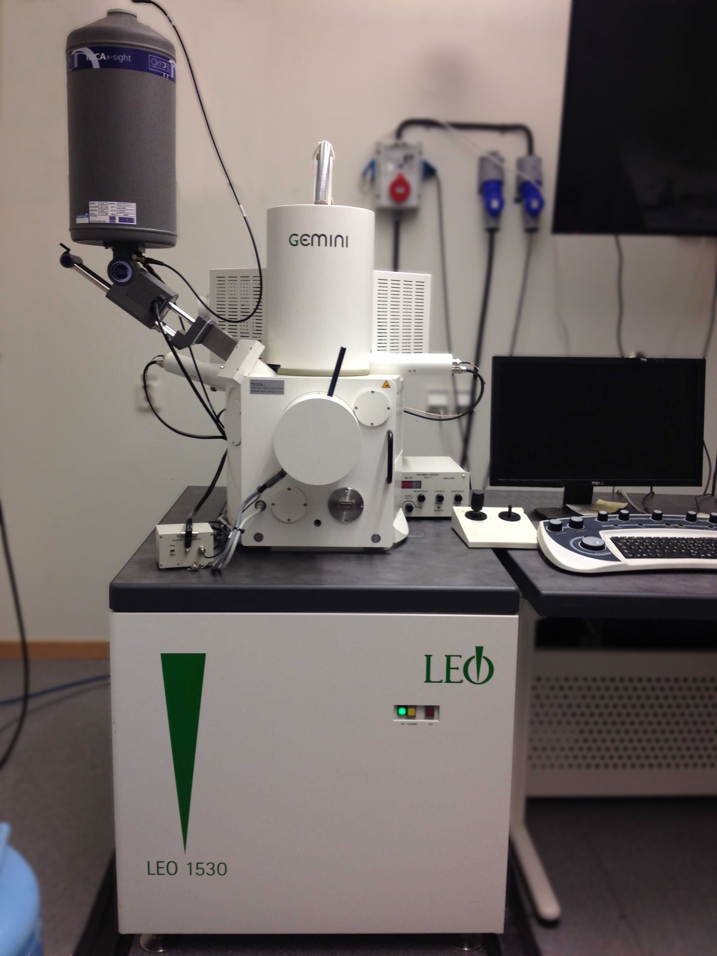 SEM and EBIC system Karlstads universitet